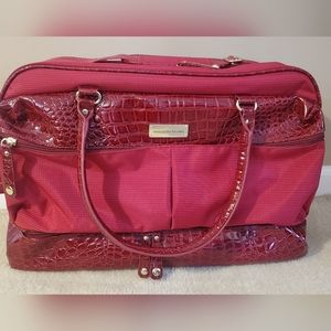 Samantha Brown drop bottom weekender